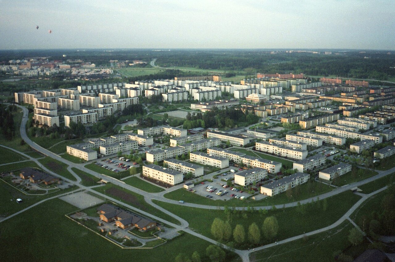 Rinkeby, Stockholm, seen from the north-east in May 1988