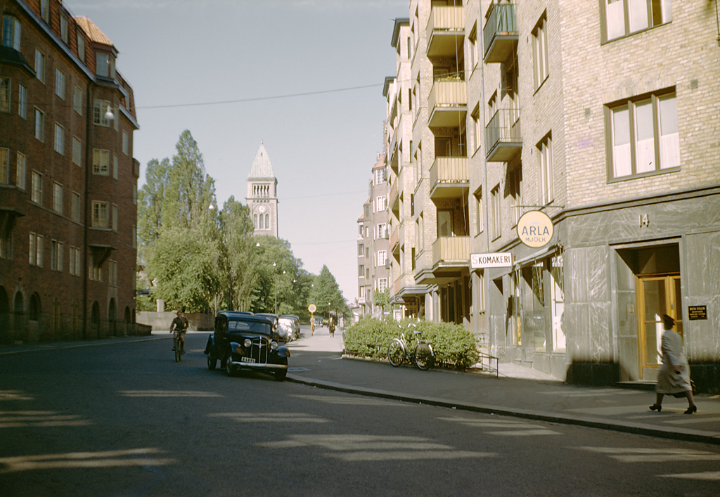 Geijersgatan, Gothenburg, with Vasa Church behind, May 1948